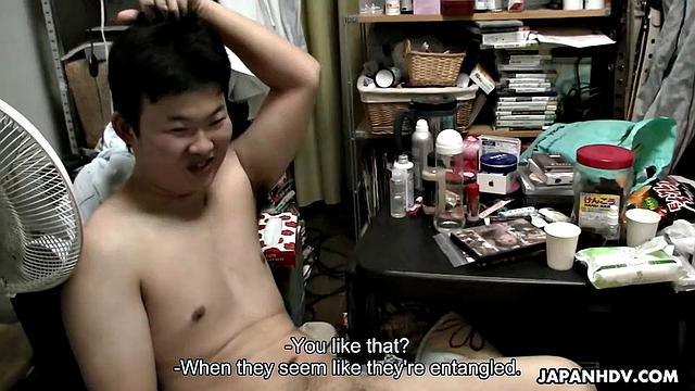 Maki Hojo in front of a novice guy