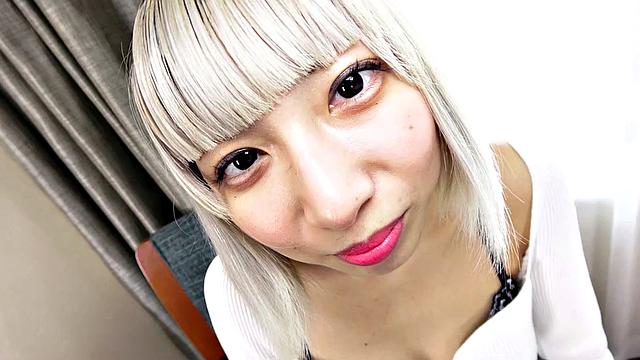 Our newest model Reika Asakura is in costume playing