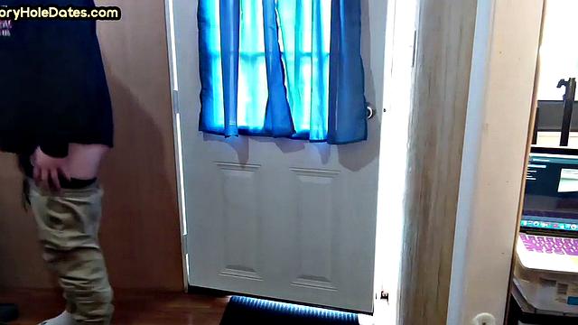 Gloryhole DILF analbanged by teen