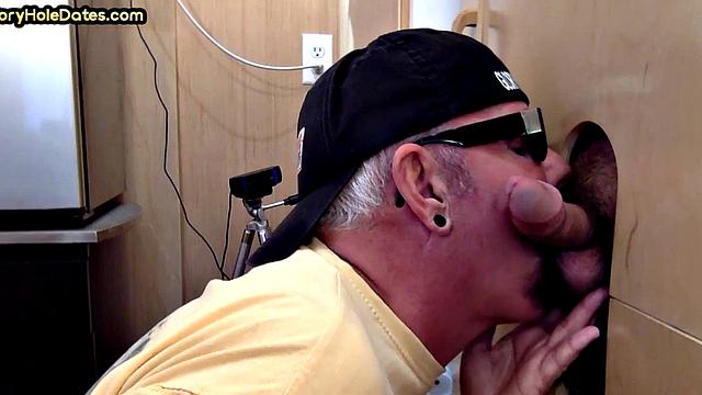 Gloryhole DILF analbanged by teen