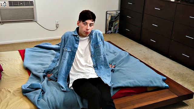 отчим устроил урок для взрослого мальчика