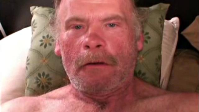 томас дрочит после работы в спецовке