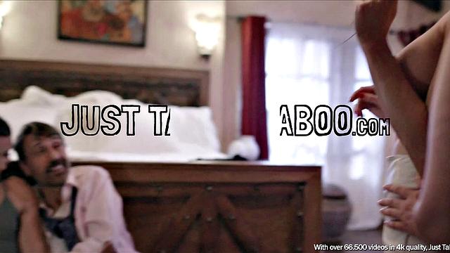 Эйприл Анистон и Mr. Pete трахаются на отдыхе с отчимом и мачехой, семейный разгон по-взрослому.