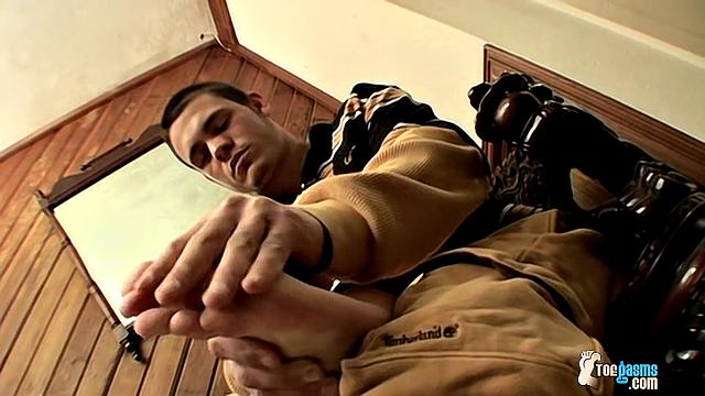 Hot Feet Wanking With Boomer - Boomer Jacoby