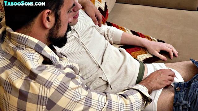 Lumbersexual spoiling kinky twunk