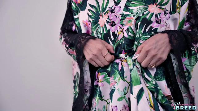 Breeding Before The Big Party - S4:E9