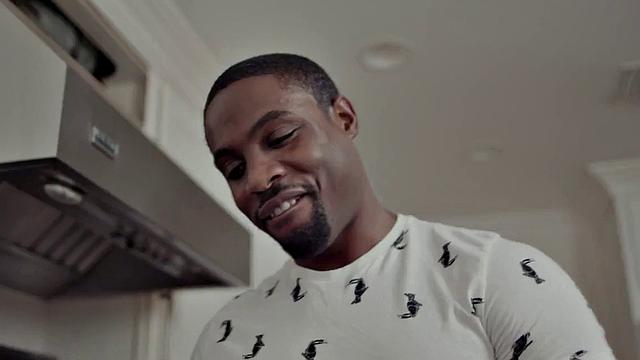 Asian bottom gets fucked by Black top barebacking