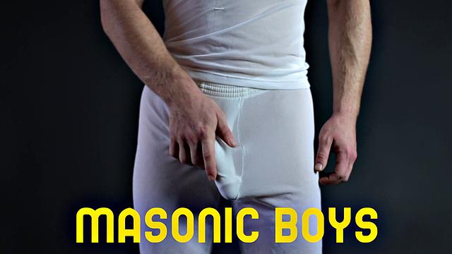 качок жёстко шпилит парня и лижет зад на вписке