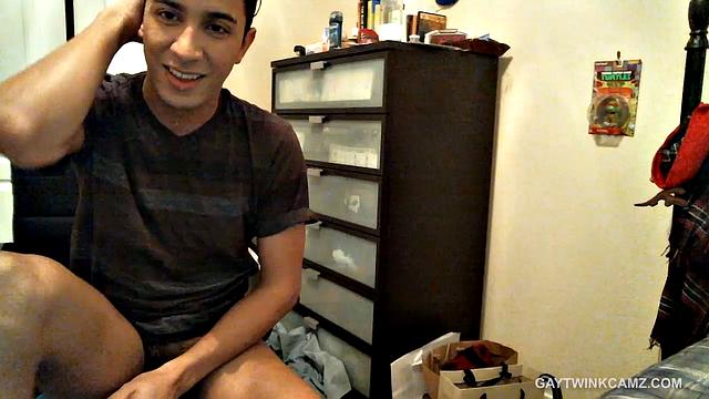 Latin Amateur Webcam Jack Off
