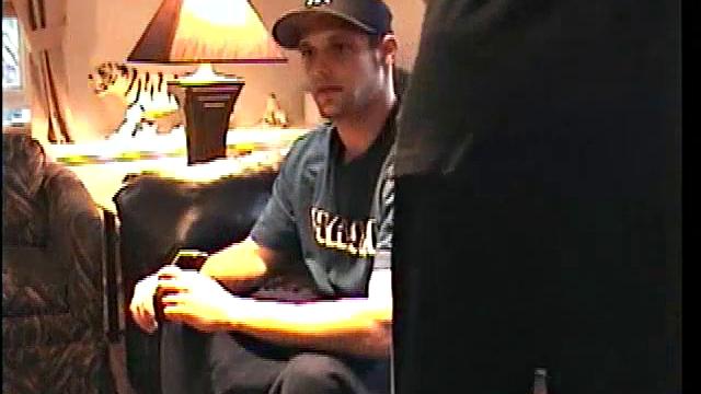 Straight Boy Buzz Gets Sucked