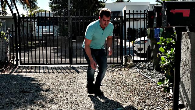 MILF Maggie Green deep-throats & fucks neighbor