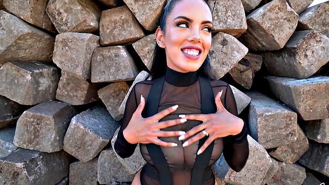 Stunning MILF picked up and face fucked