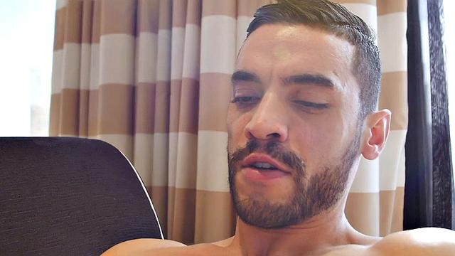 Persian Bodybuilder Gets Hardcore Fuck