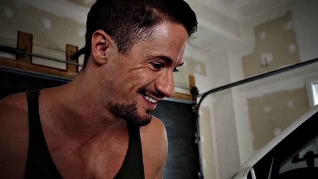 Dominant tattooed jock barebacks deepthroat by car