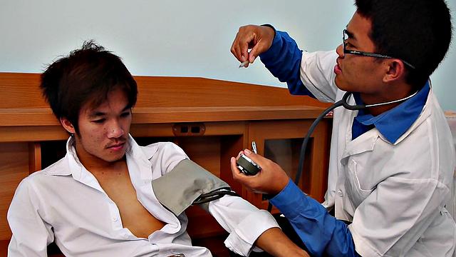 Asian twink gets bareback pounded by his doctor