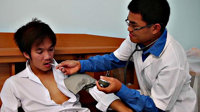 Asian twink gets bareback pounded by his doctor