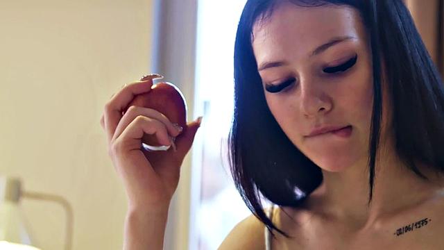 Busty lez babe gets pussy eaten by small tits pussylicked GF