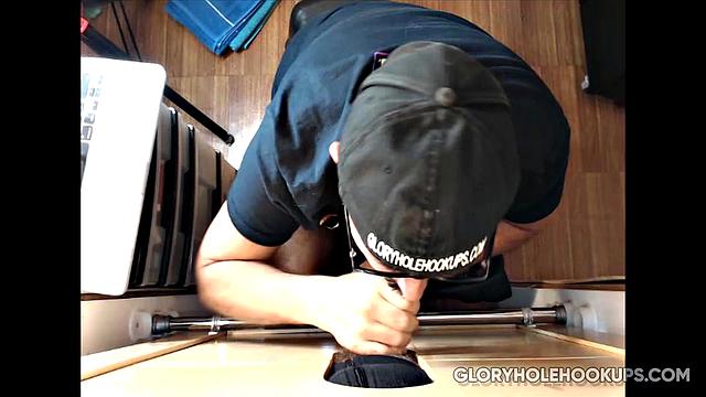 Chilly Monday Gloryhole Fuck