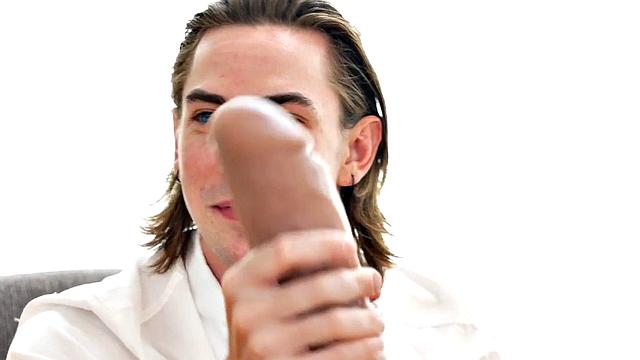 Big cock fisting stud pleasures his colleague in classroom