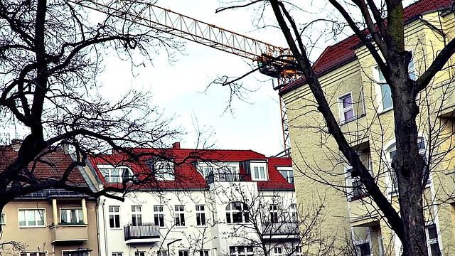 Hot Date With a Horny Milf