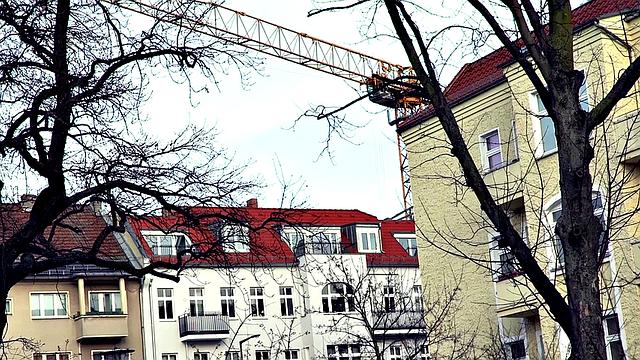 Hot Date With a Horny Milf