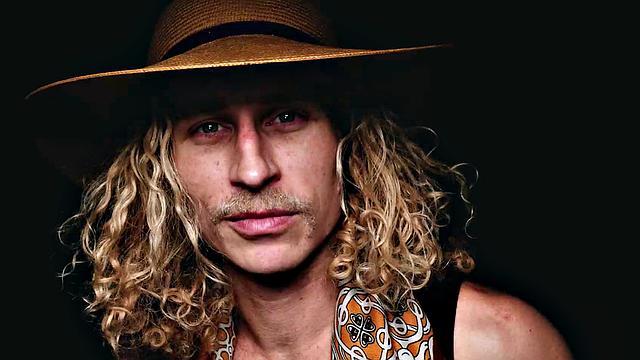 Muscle Daddy Rails Latino - ASGmax