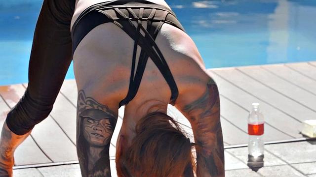 Yoga Asian and Black TS in 3some action