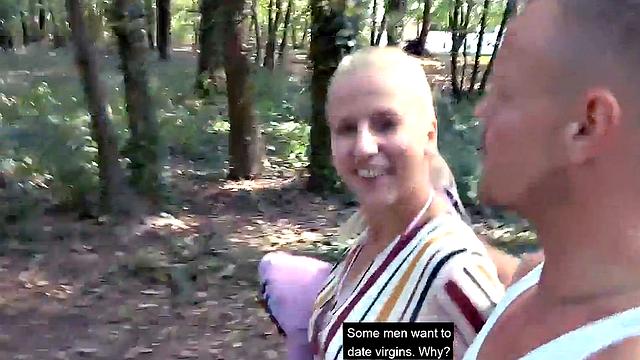 Public German amateur MILF gets fucked outdoors on sex date