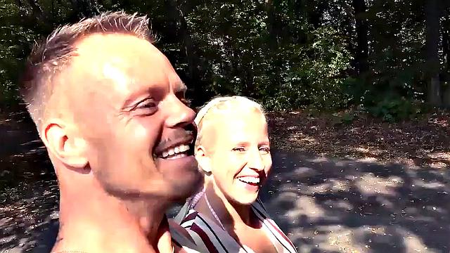 Public German amateur MILF gets fucked outdoors on sex date