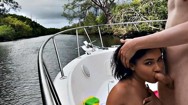 Shorty lets 21yo deepthroat his cock outdoor