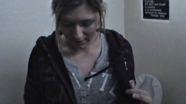 Sexy, Stunning Babe Sucks Dick Hardcore