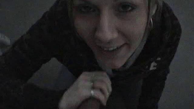 Sexy, Stunning Babe Sucks Dick Hardcore