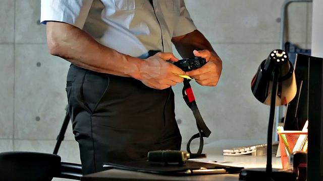 Kinky security officer pounds secretary in stockings in the office