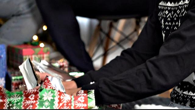 It's Christmas, Guys