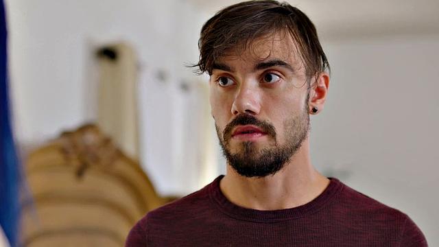 пышная зрелая в белье отсасывает и получает по полной раком