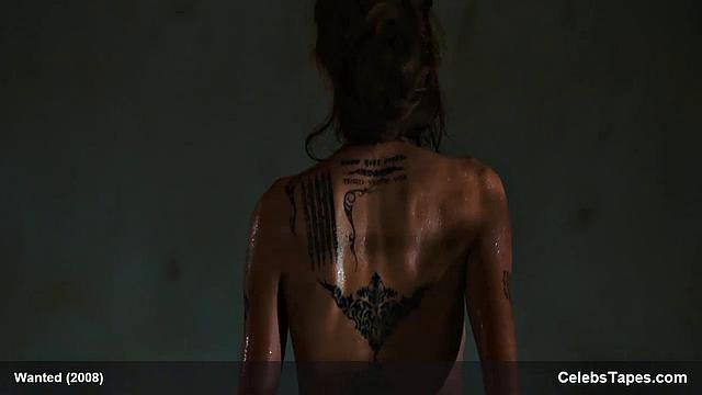 Angelina Jolie flaunts her smooth bare ass