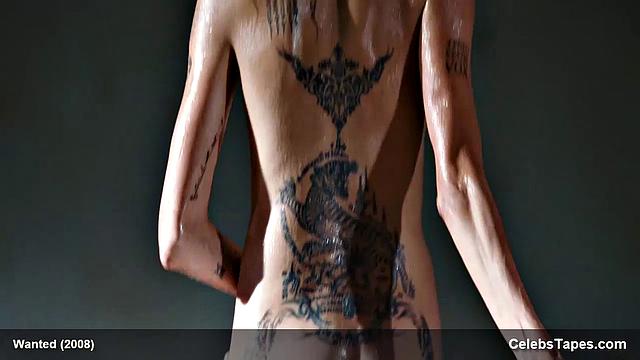 Angelina Jolie flaunts her smooth bare ass