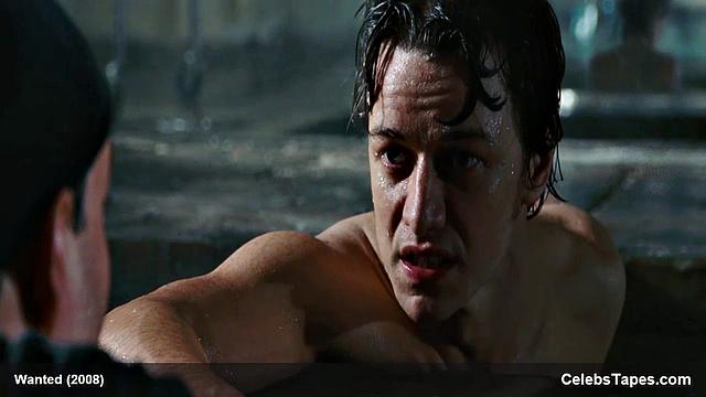 Angelina Jolie flaunts her smooth bare ass