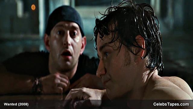 Angelina Jolie flaunts her smooth bare ass