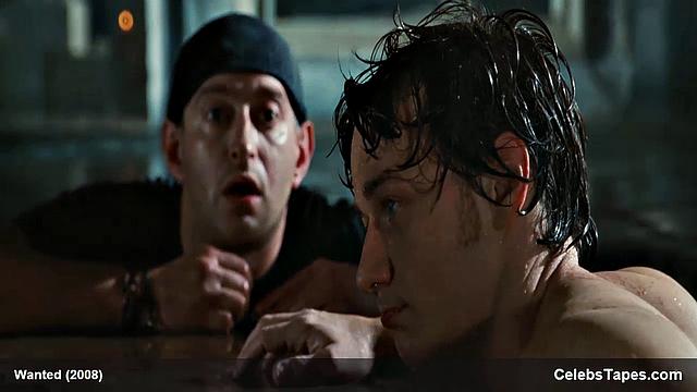 Angelina Jolie flaunts her smooth bare ass