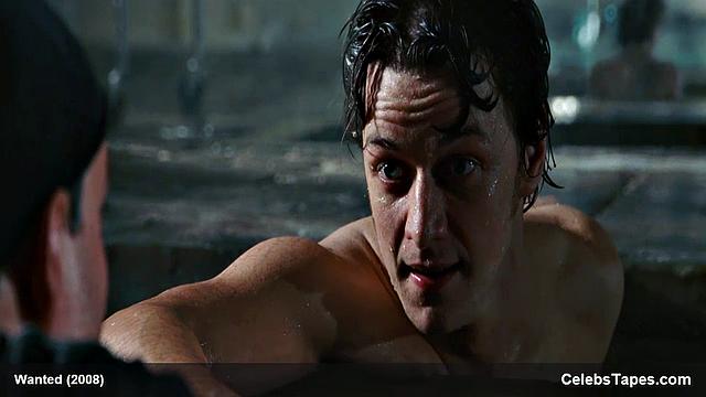 Angelina Jolie flaunts her smooth bare ass