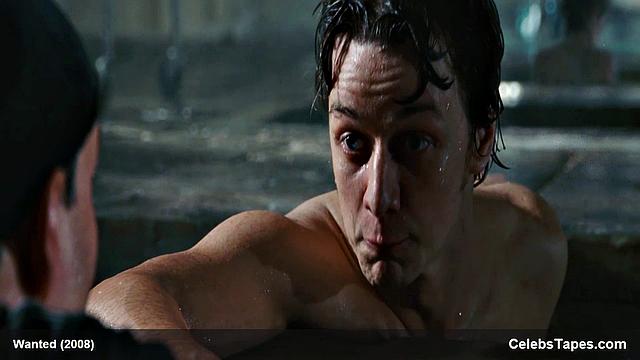 Angelina Jolie flaunts her smooth bare ass