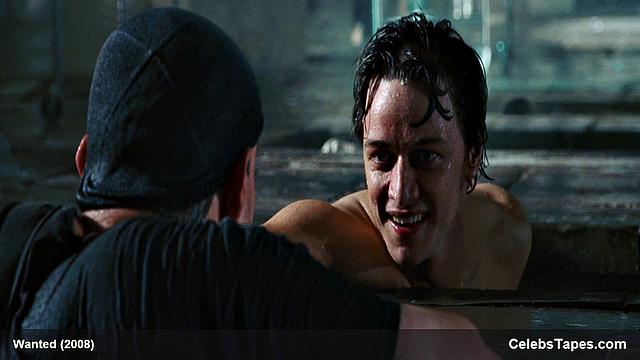 Angelina Jolie flaunts her smooth bare ass