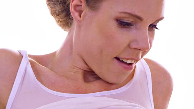 Massaging dykes playing in 69 after an oiled massage