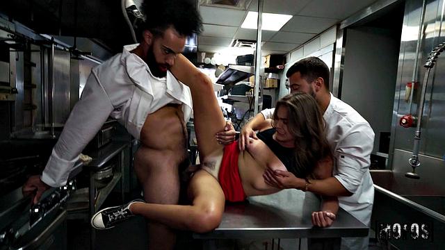 Когда лень двигаться - трахай сбоку, кайф не меньше