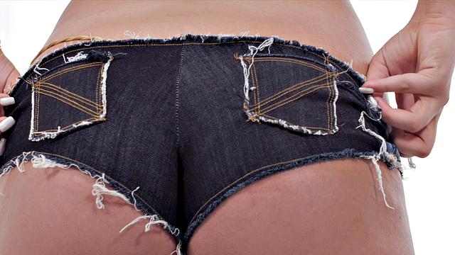 Horny Blonde Teen Rewarded With A Facial After Interview And Sex