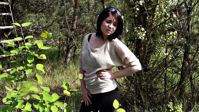 Teen titty fucking in field