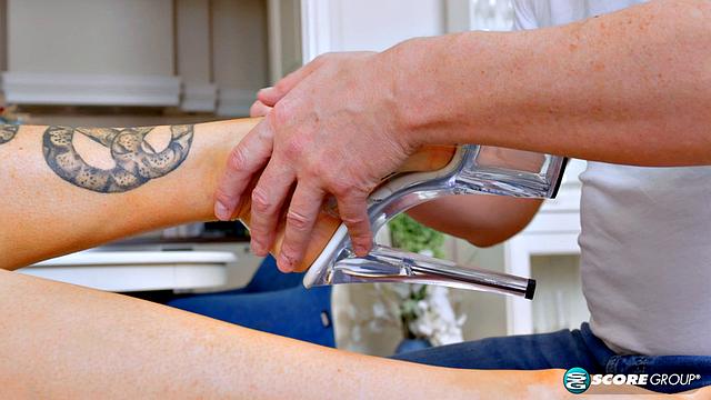 Tania Amazon: Women Cum First With This Masseur