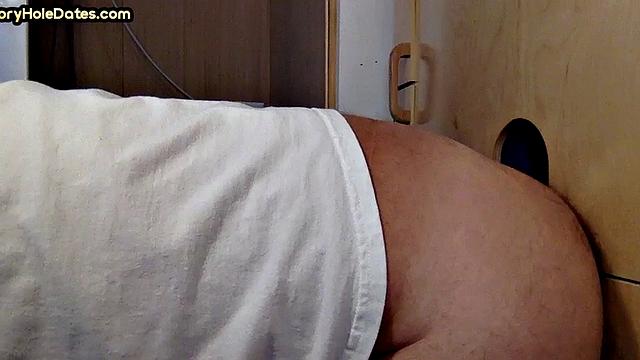 Amateur pounded in glory hole