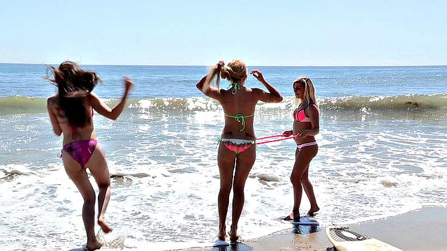 Surfer Babes